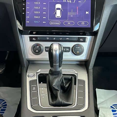 Фольксваген Пассат, объемом двигателя 2 л и пробегом 202 тыс. км за 15750 $, фото 15 на Automoto.ua