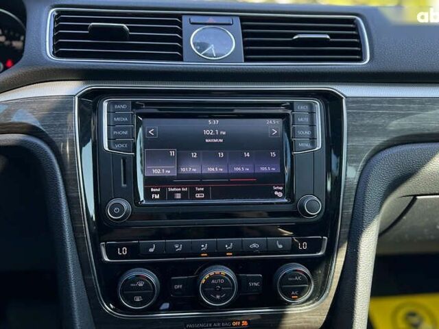 Фольксваген Пассат, об'ємом двигуна 1.8 л та пробігом 175 тис. км за 14790 $, фото 15 на Automoto.ua