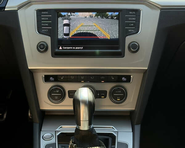 Фольксваген Пассат, объемом двигателя 1.8 л и пробегом 161 тыс. км за 17100 $, фото 8 на Automoto.ua