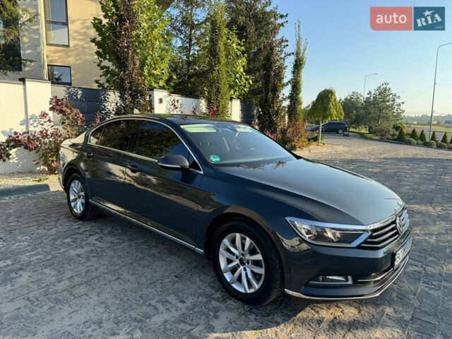 Фольксваген Пассат, объемом двигателя 1.6 л и пробегом 235 тыс. км за 15500 $, фото 3 на Automoto.ua