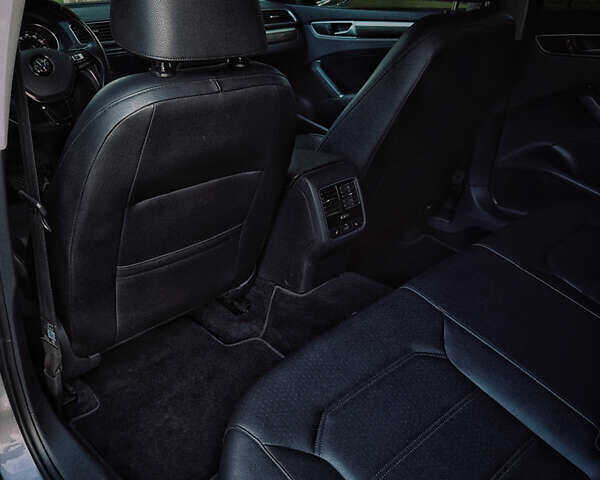 Фольксваген Пассат, об'ємом двигуна 1.8 л та пробігом 106 тис. км за 16800 $, фото 35 на Automoto.ua