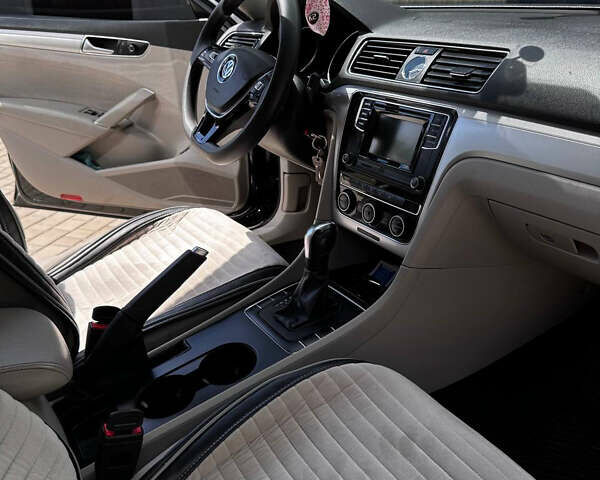 Фольксваген Пассат, объемом двигателя 1.8 л и пробегом 210 тыс. км за 11000 $, фото 15 на Automoto.ua