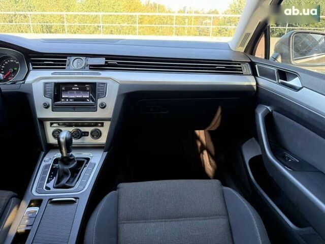 Фольксваген Пассат, об'ємом двигуна 2 л та пробігом 330 тис. км за 14900 $, фото 21 на Automoto.ua