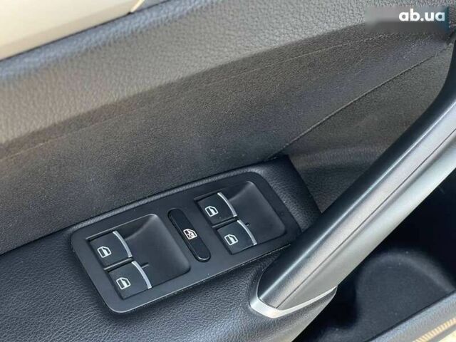Фольксваген Пассат, об'ємом двигуна 1.8 л та пробігом 129 тис. км за 13490 $, фото 17 на Automoto.ua