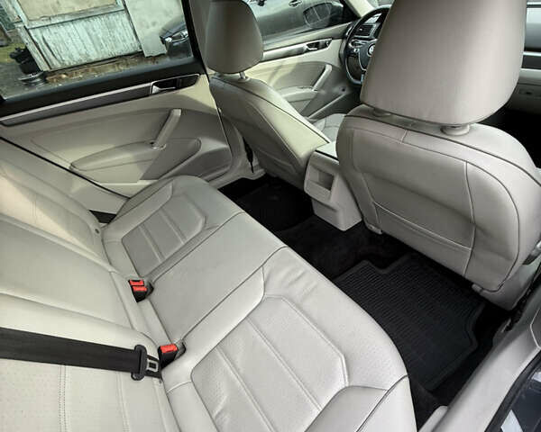 Фольксваген Пассат, об'ємом двигуна 1.8 л та пробігом 189 тис. км за 12800 $, фото 39 на Automoto.ua