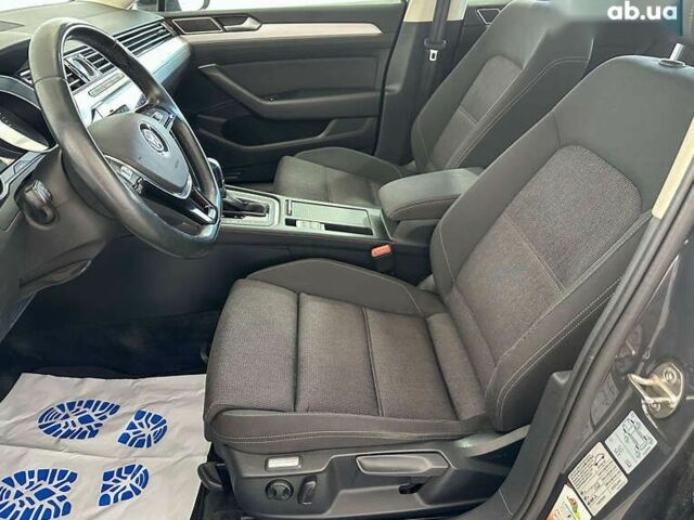 Фольксваген Пассат, объемом двигателя 2 л и пробегом 202 тыс. км за 15750 $, фото 7 на Automoto.ua