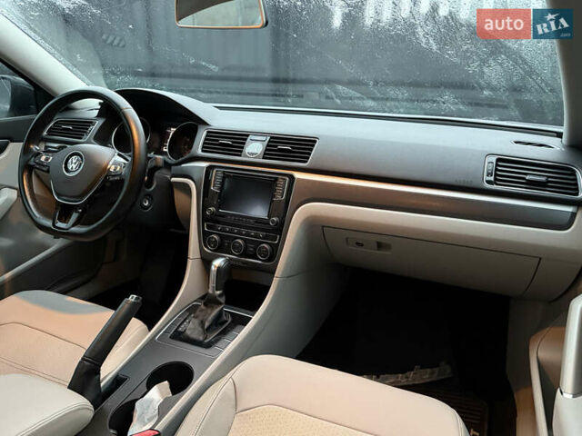 Фольксваген Пассат, об'ємом двигуна 1.8 л та пробігом 189 тис. км за 12800 $, фото 51 на Automoto.ua