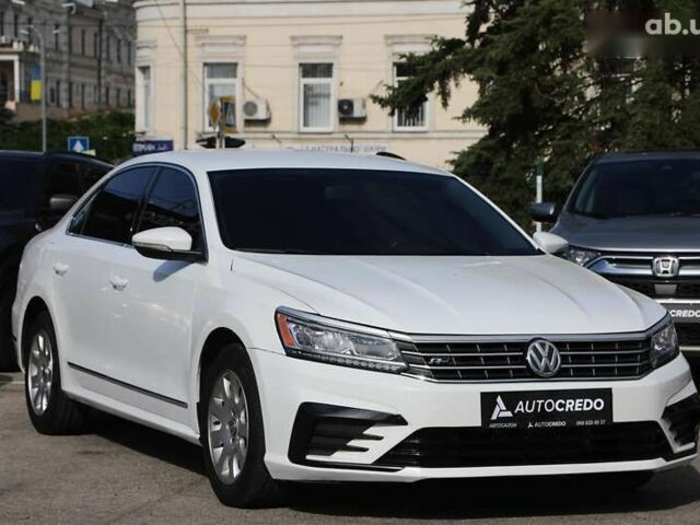 Фольксваген Пассат, объемом двигателя 1.8 л и пробегом 103 тыс. км за 12000 $, фото 2 на Automoto.ua