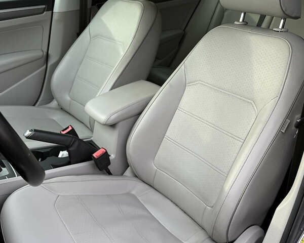 Фольксваген Пассат, об'ємом двигуна 1.8 л та пробігом 189 тис. км за 12800 $, фото 42 на Automoto.ua