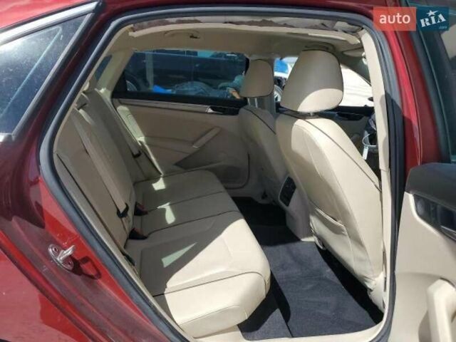 Фольксваген Пассат, объемом двигателя 1.8 л и пробегом 120 тыс. км за 7400 $, фото 4 на Automoto.ua
