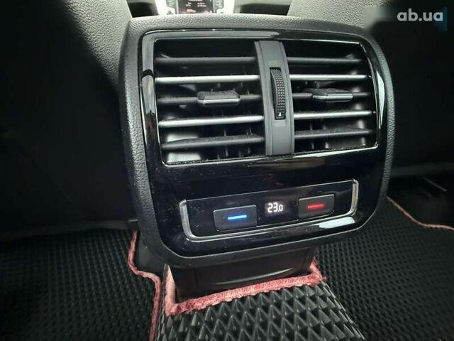 Фольксваген Пассат, об'ємом двигуна 1.6 л та пробігом 332 тис. км за 13990 $, фото 18 на Automoto.ua