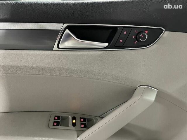 Фольксваген Пассат, объемом двигателя 1.8 л и пробегом 135 тыс. км за 16500 $, фото 25 на Automoto.ua