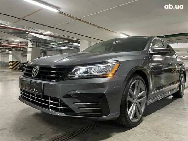 Фольксваген Пассат, объемом двигателя 1.8 л и пробегом 135 тыс. км за 16500 $, фото 5 на Automoto.ua