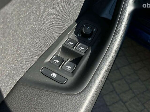 Фольксваген Пассат, об'ємом двигуна 1.6 л та пробігом 197 тис. км за 17500 $, фото 15 на Automoto.ua