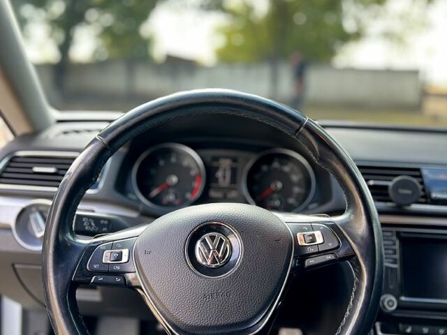 Фольксваген Пассат, об'ємом двигуна 2 л та пробігом 190 тис. км за 12000 $, фото 4 на Automoto.ua