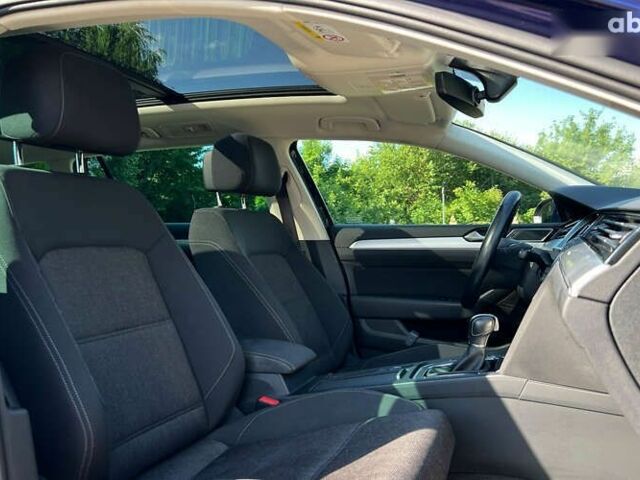 Фольксваген Пассат, объемом двигателя 1.6 л и пробегом 197 тыс. км за 17690 $, фото 8 на Automoto.ua