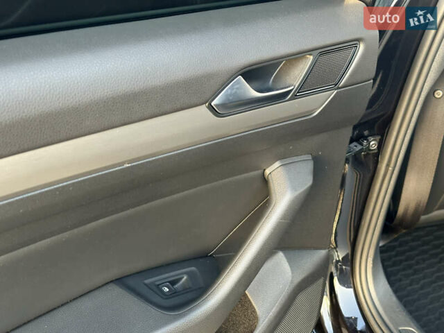 Фольксваген Пассат, объемом двигателя 1.97 л и пробегом 80 тыс. км за 20500 $, фото 32 на Automoto.ua