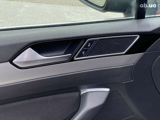 Фольксваген Пассат, об'ємом двигуна 1.4 л та пробігом 233 тис. км за 12700 $, фото 19 на Automoto.ua