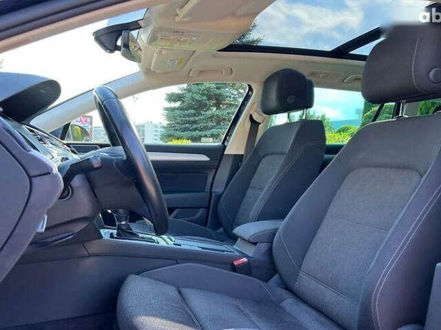 Фольксваген Пассат, объемом двигателя 1.6 л и пробегом 197 тыс. км за 17690 $, фото 16 на Automoto.ua