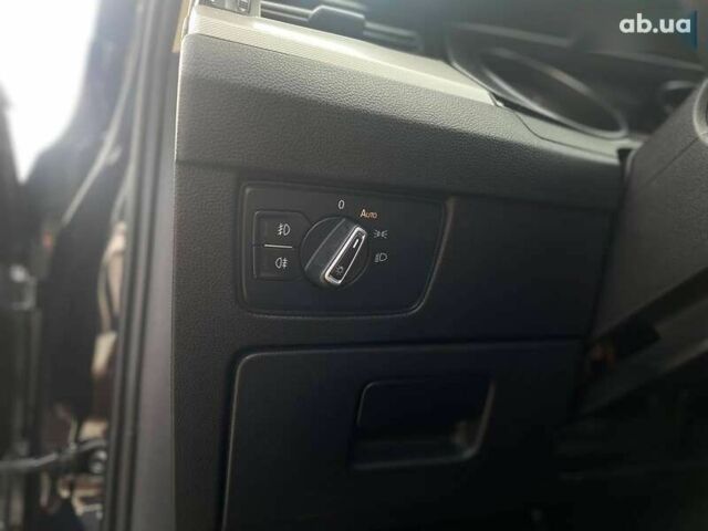 Фольксваген Пассат, объемом двигателя 1.6 л и пробегом 313 тыс. км за 13990 $, фото 19 на Automoto.ua