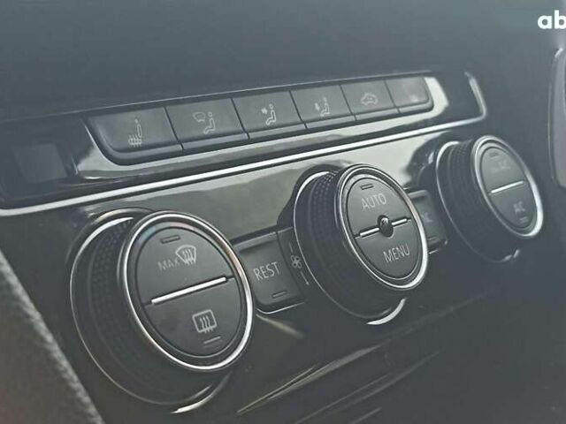 Фольксваген Пассат, об'ємом двигуна 2 л та пробігом 287 тис. км за 17500 $, фото 15 на Automoto.ua