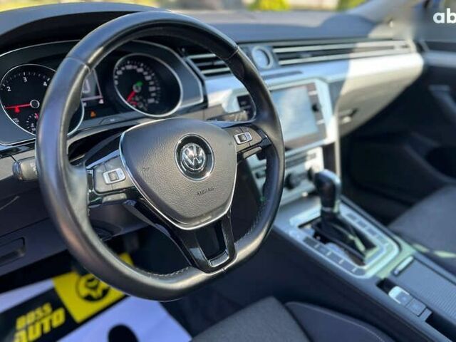 Фольксваген Пассат, об'ємом двигуна 1.6 л та пробігом 197 тис. км за 17500 $, фото 17 на Automoto.ua