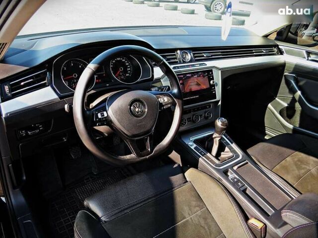 Фольксваген Пассат, об'ємом двигуна 1.6 л та пробігом 226 тис. км за 12800 $, фото 5 на Automoto.ua