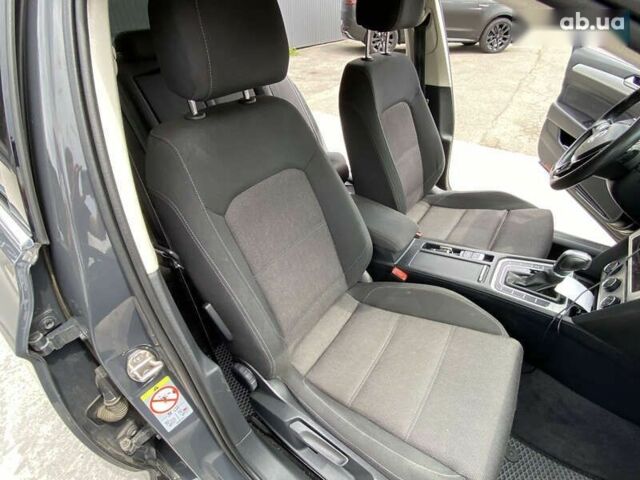 Фольксваген Пассат, объемом двигателя 1.4 л и пробегом 233 тыс. км за 13999 $, фото 10 на Automoto.ua