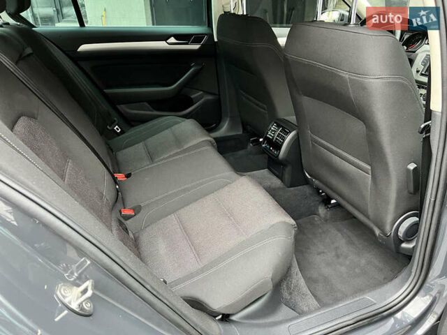 Фольксваген Пассат, об'ємом двигуна 1.97 л та пробігом 170 тис. км за 17800 $, фото 12 на Automoto.ua