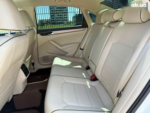 Фольксваген Пассат, объемом двигателя 1.8 л и пробегом 198 тыс. км за 14500 $, фото 15 на Automoto.ua