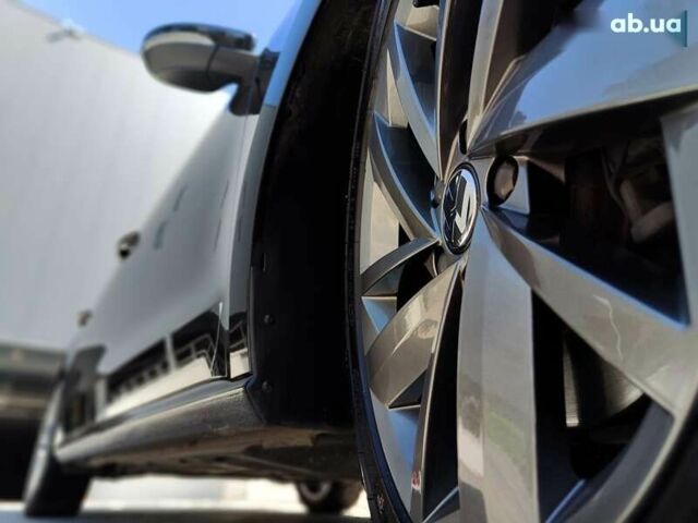 Фольксваген Пассат, объемом двигателя 2 л и пробегом 139 тыс. км за 11990 $, фото 29 на Automoto.ua