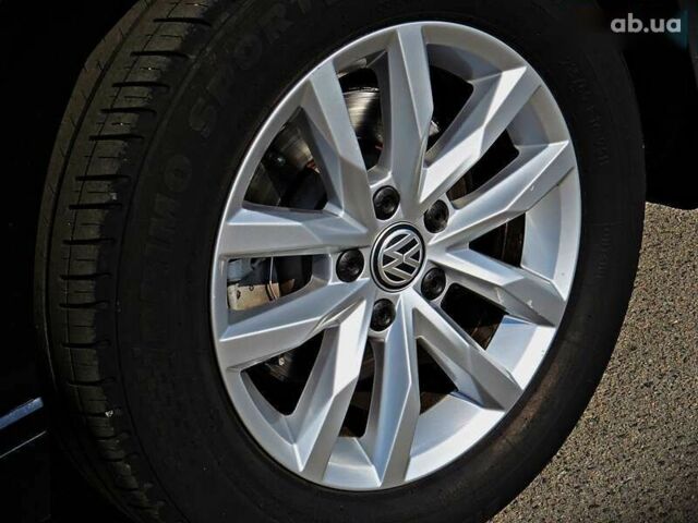 Фольксваген Пассат, об'ємом двигуна 1.6 л та пробігом 226 тис. км за 12800 $, фото 4 на Automoto.ua