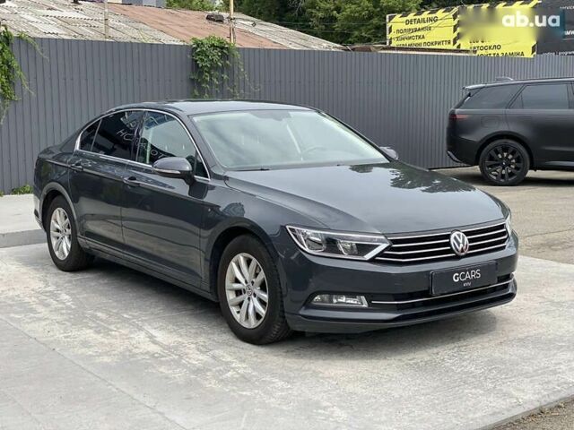Фольксваген Пассат, объемом двигателя 1.4 л и пробегом 233 тыс. км за 13999 $, фото 2 на Automoto.ua
