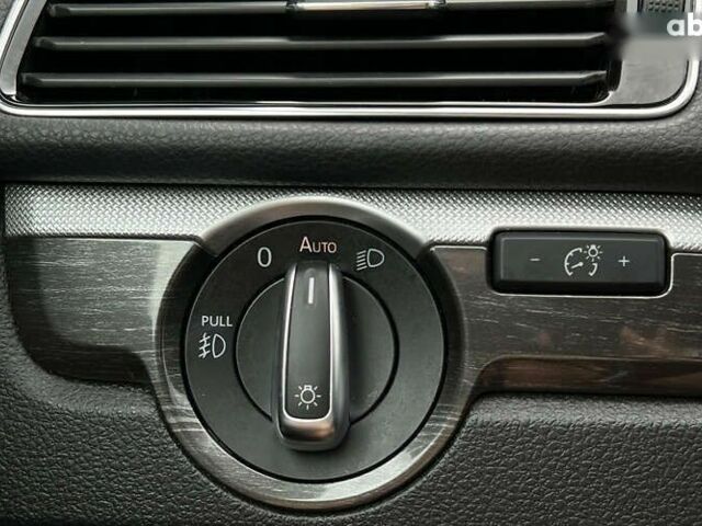 Фольксваген Пассат, об'ємом двигуна 1.8 л та пробігом 100 тис. км за 13999 $, фото 17 на Automoto.ua