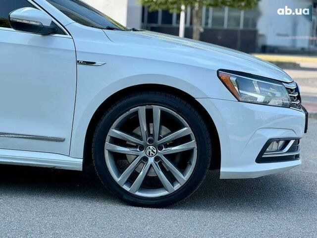 Фольксваген Пассат, объемом двигателя 1.8 л и пробегом 159 тыс. км за 13500 $, фото 9 на Automoto.ua