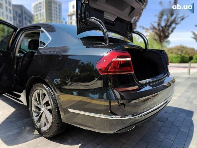 Фольксваген Пассат, объемом двигателя 2 л и пробегом 139 тыс. км за 11990 $, фото 12 на Automoto.ua