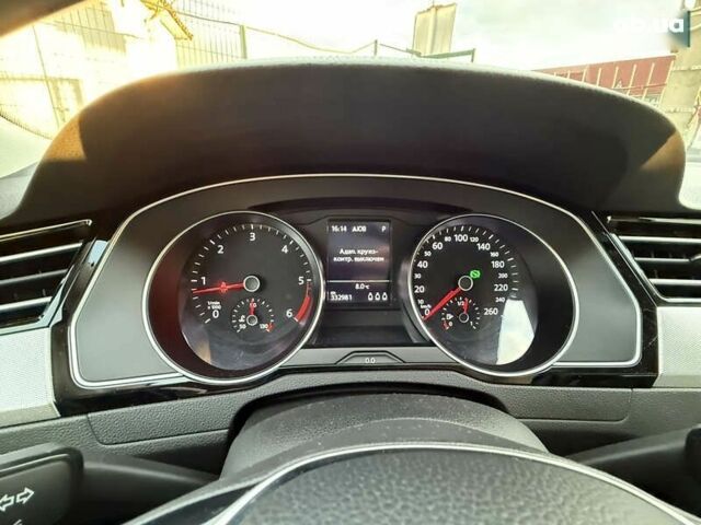 Фольксваген Пассат, об'ємом двигуна 1.6 л та пробігом 332 тис. км за 13990 $, фото 14 на Automoto.ua