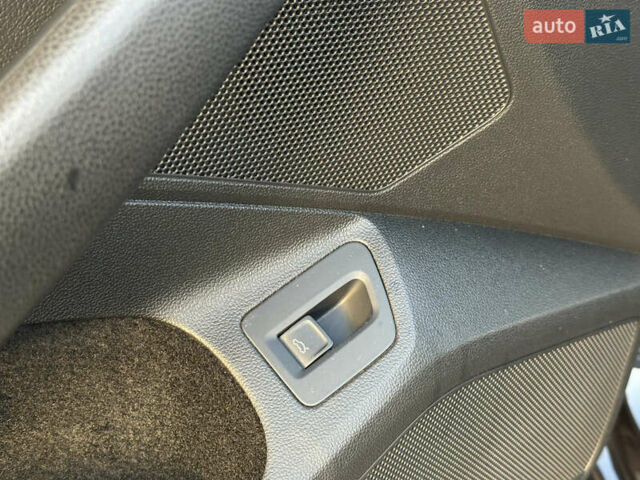 Фольксваген Пассат, объемом двигателя 1.97 л и пробегом 80 тыс. км за 20500 $, фото 53 на Automoto.ua