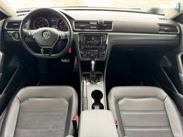 Фольксваген Пассат, об'ємом двигуна 2 л та пробігом 198 тис. км за 12650 $, фото 19 на Automoto.ua