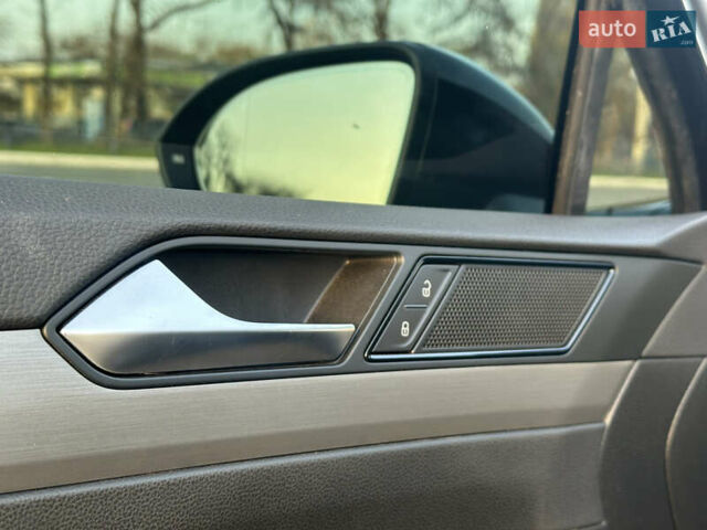 Фольксваген Пассат, объемом двигателя 1.97 л и пробегом 80 тыс. км за 20500 $, фото 52 на Automoto.ua