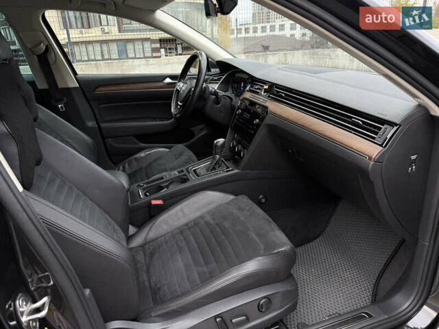 Фольксваген Пассат 2018 в Киеве на Automoto.ua Фольксваген Пассат, объемом двигателя 2 л и пробегом 152 тыс. км за 25999 $, фото 18 на Automoto.ua