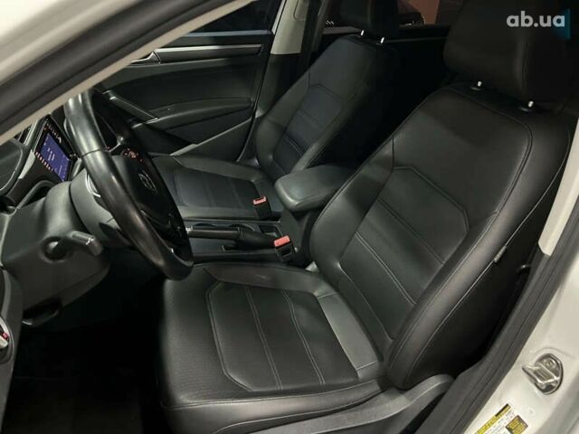 Фольксваген Пассат, объемом двигателя 2 л и пробегом 143 тыс. км за 12500 $, фото 21 на Automoto.ua