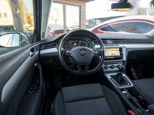 Фольксваген Пассат, объемом двигателя 0 л и пробегом 205 тыс. км за 13600 $, фото 18 на Automoto.ua