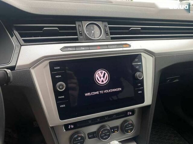 Фольксваген Пассат, об'ємом двигуна 2 л та пробігом 343 тис. км за 15500 $, фото 15 на Automoto.ua