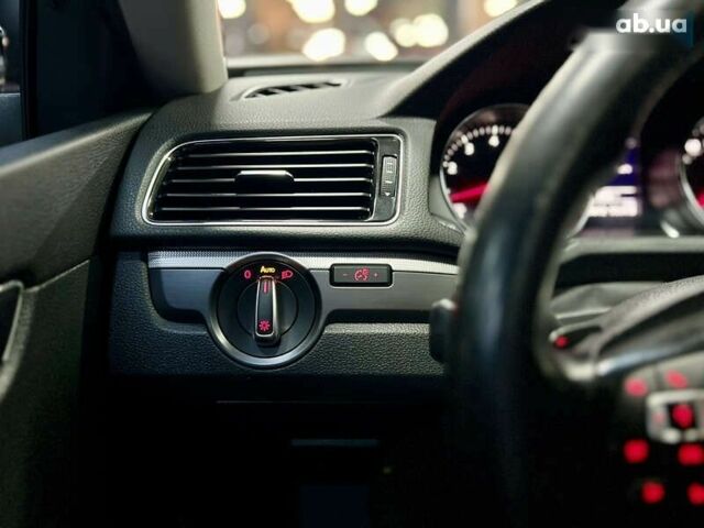 Фольксваген Пассат, объемом двигателя 2 л и пробегом 143 тыс. км за 12500 $, фото 22 на Automoto.ua