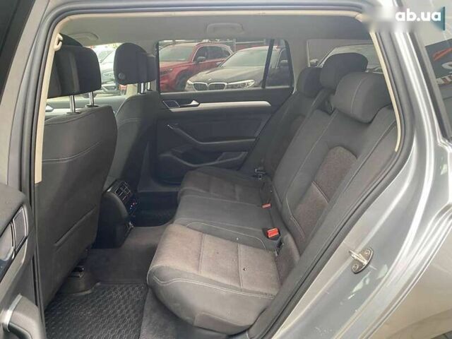 Фольксваген Пассат, об'ємом двигуна 2 л та пробігом 343 тис. км за 15500 $, фото 21 на Automoto.ua