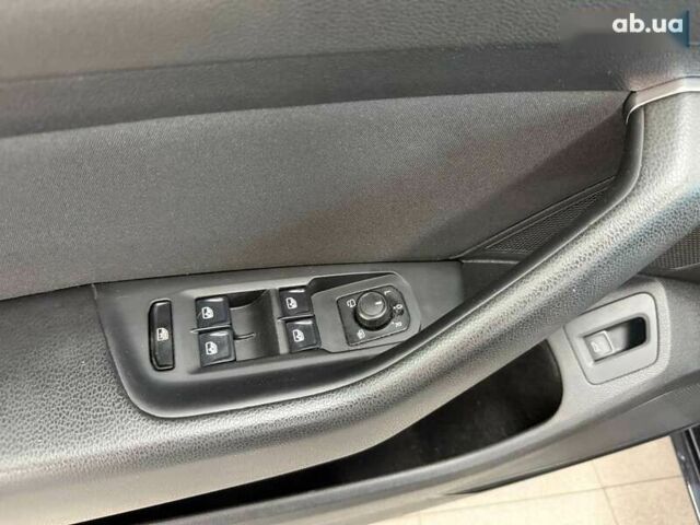 Фольксваген Пассат, об'ємом двигуна 2 л та пробігом 278 тис. км за 18990 $, фото 18 на Automoto.ua