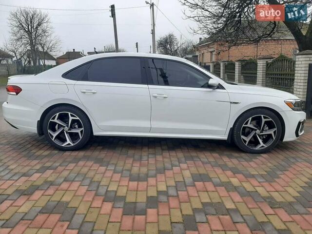 Фольксваген Пассат, об'ємом двигуна 2 л та пробігом 115 тис. км за 20750 $, фото 1 на Automoto.ua