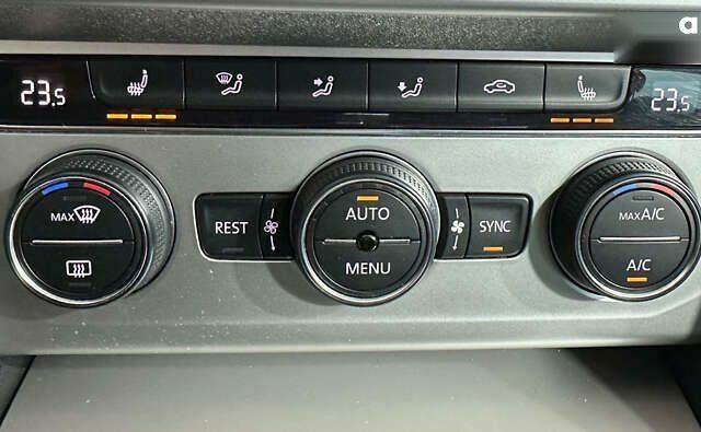 Фольксваген Пассат, объемом двигателя 2 л и пробегом 184 тыс. км за 21950 $, фото 18 на Automoto.ua