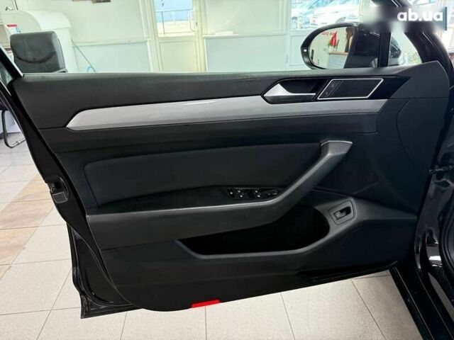 Фольксваген Пассат, об'ємом двигуна 2 л та пробігом 278 тис. км за 18990 $, фото 17 на Automoto.ua